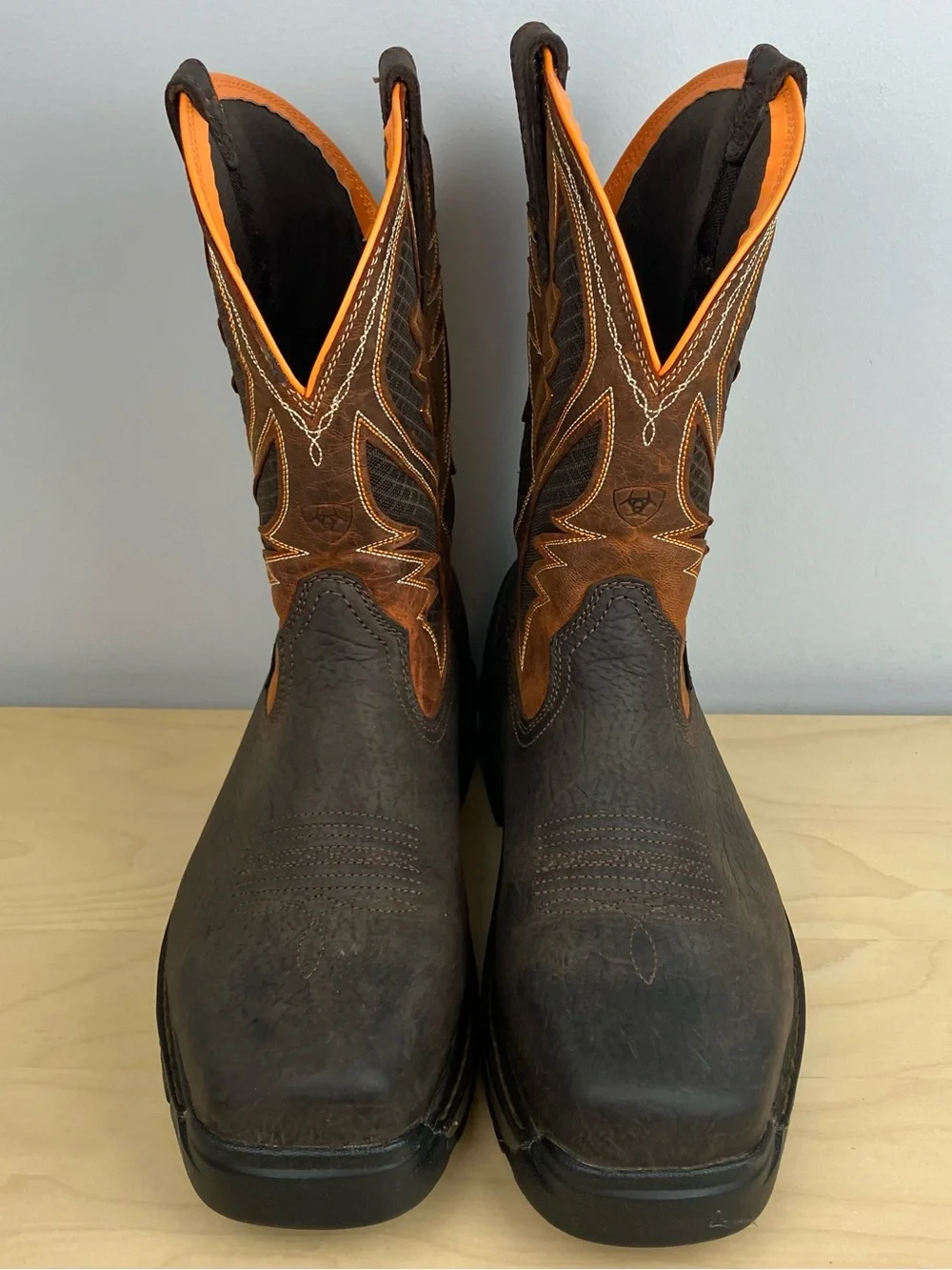Ariat Men’s Size 9.5 EE Wide Intrepid VentTEK Composite Toe Work Boots Leather.